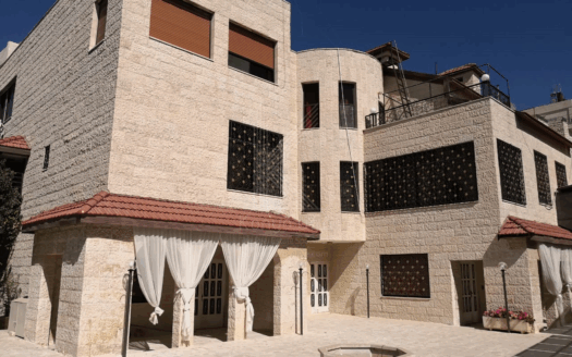 Independent Luxury Villa For Sale In Um Uthaina