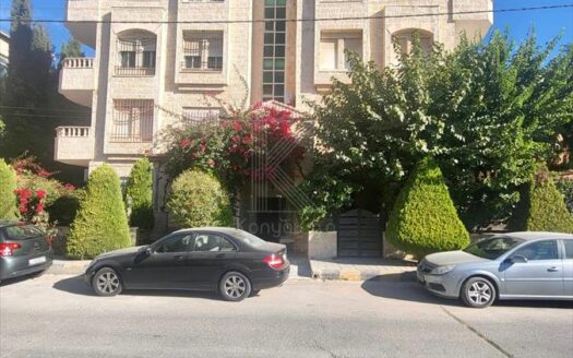 Luxury Apartment For Sale In Khalda / ideal for living or as a great investment