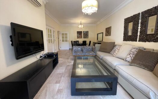 شقة فاخرة مفروشة للايجار في عبدون