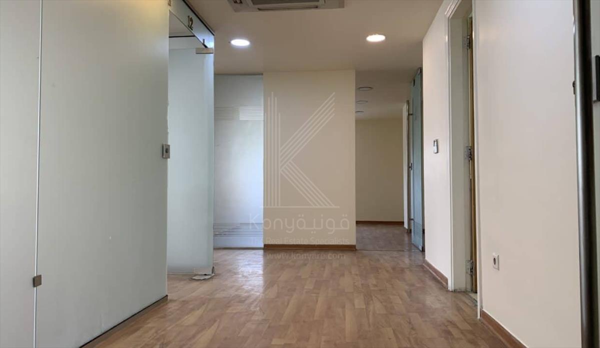 View of Luxury Commercial Office For Rent In Shmeisani - Konya Real Estate