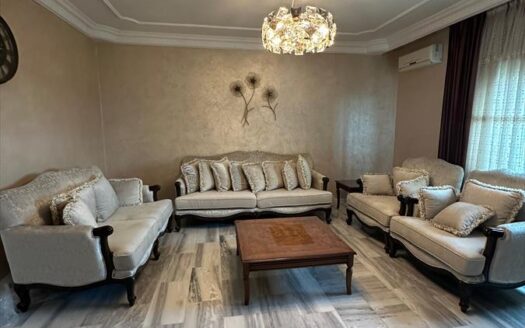 شقة طابق اخير مميزة للبيع في طبربور / الخزنة