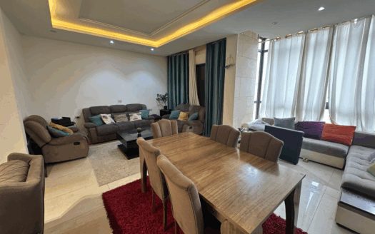 شقة مميزة طابق اخير مع روف للبيع في تلاع العلي