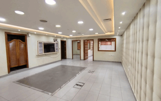Commercial Office For Sale  In Mecca street 